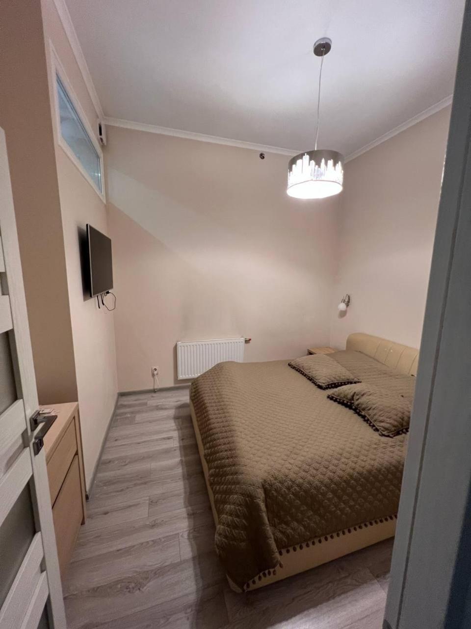 Apartments On Sholom Aleikhema Lviv Bagian luar foto